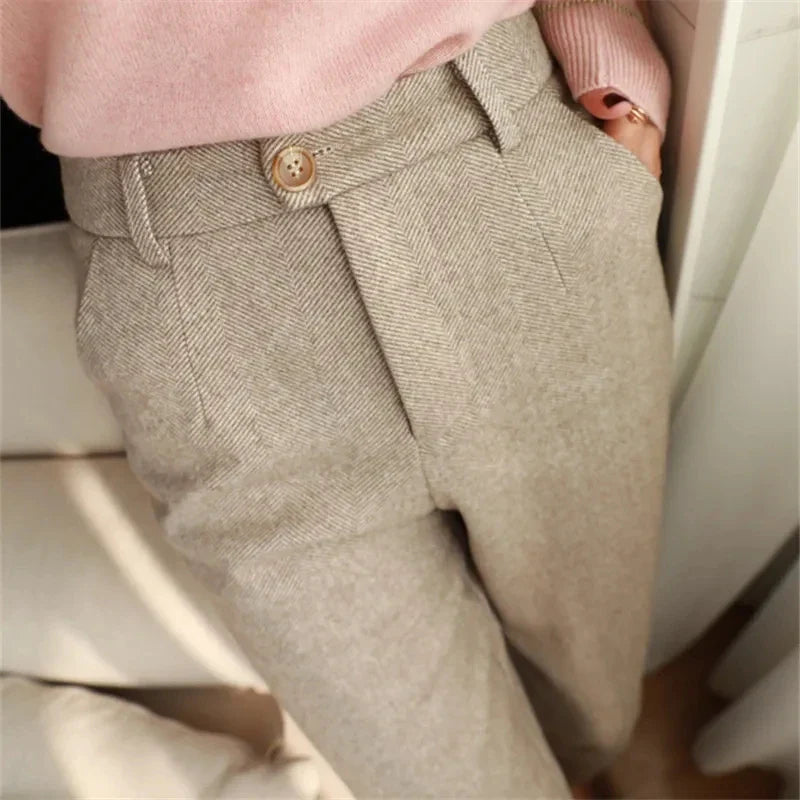 Calça Feminina Alfaiataria Reta Lapis Anne