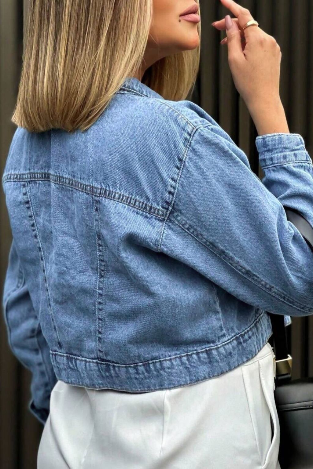 Jaqueta Jeans Cropped Feminina Leticia