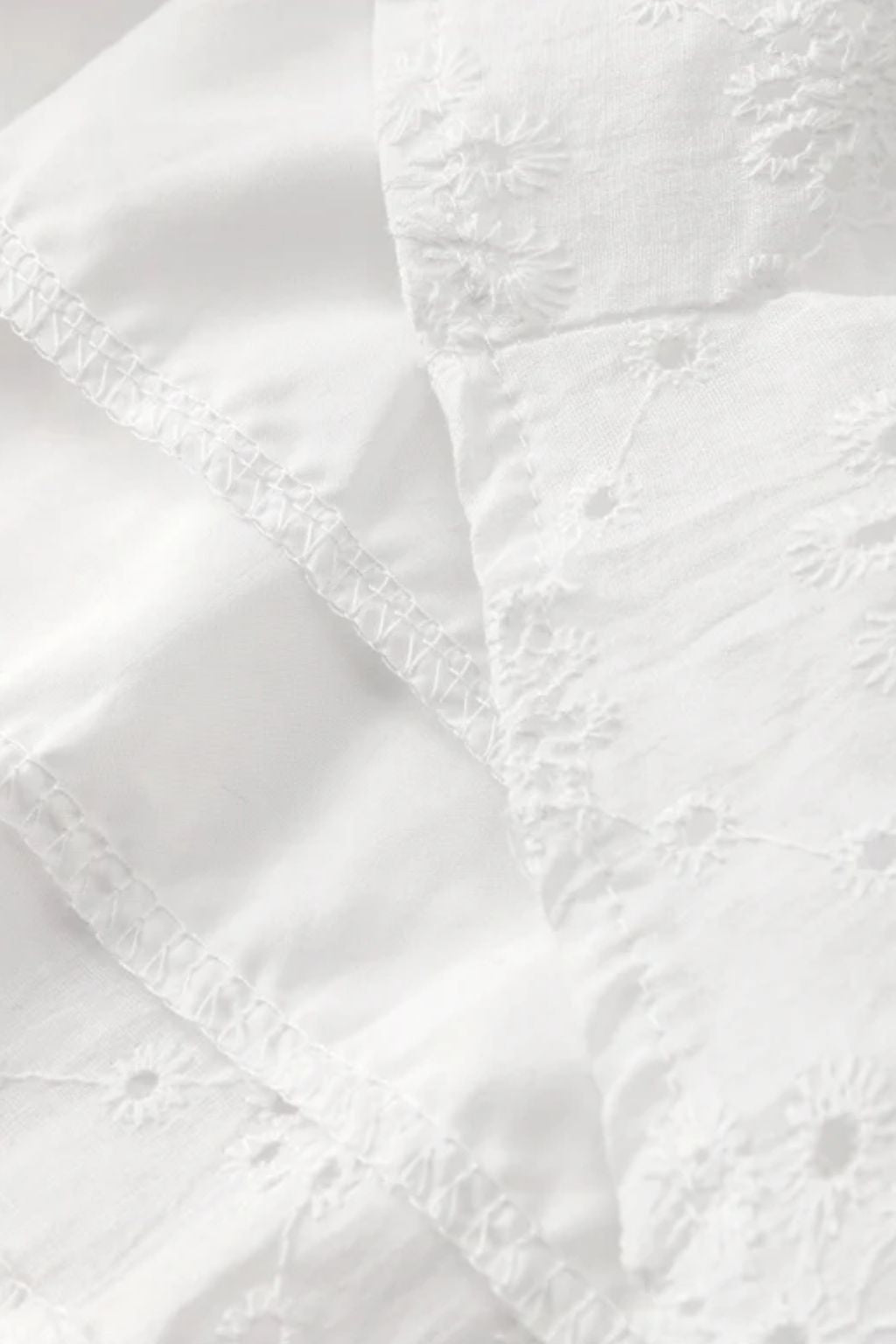 Vestido Curto Branco Laise Forrado Marilene