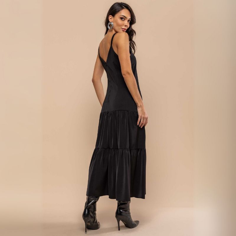 Vestido Midi Elegante Preto Fabi
