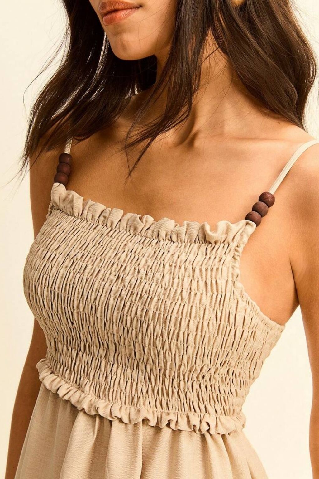 Vestido Midi Soltinho Bege Sem Mangas Oly