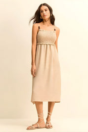 Vestido Midi Soltinho Bege Sem Mangas Oly